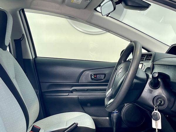 2018 Toyota Aqua Enterprise Hamilton, Te Rapa image 221119