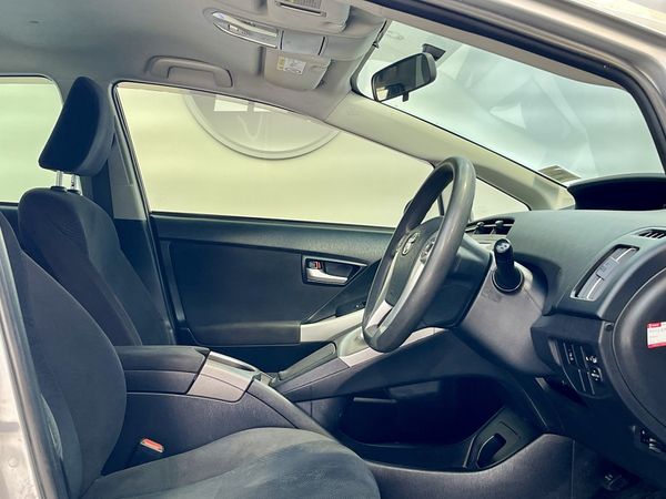 2015 Toyota Prius Enterprise Hamilton, Lake Rd image 228919