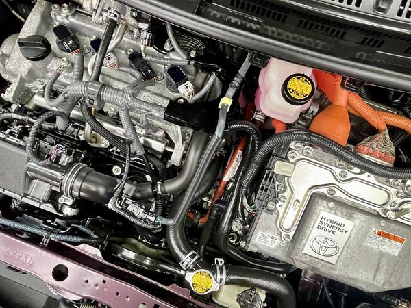 2014 Toyota Aqua Enterprise Hamilton, Te Rapa image 225538