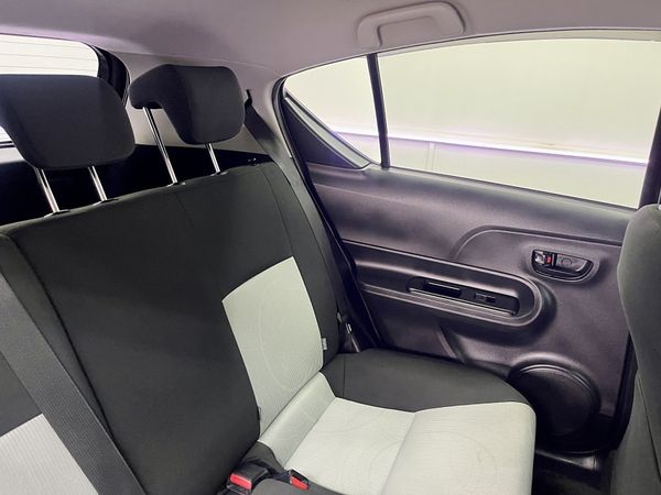 2014 Toyota Aqua Enterprise Hamilton, Te Rapa image 225540