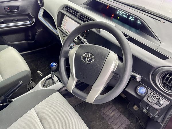 2014 Toyota Aqua Enterprise Hamilton, Te Rapa image 225544