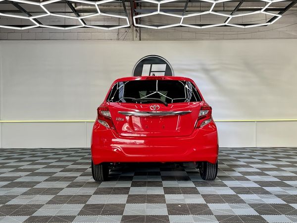 2015 Toyota Vitz Enterprise Hamilton, Te Rapa image 237475