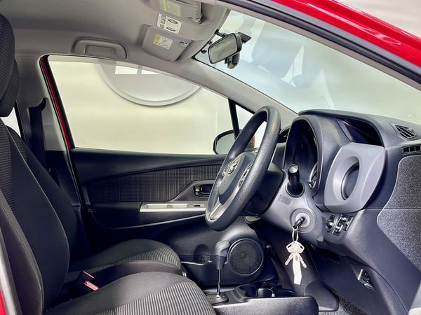 2015 Toyota Vitz Enterprise Hamilton, Te Rapa image 237479