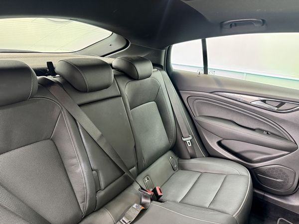 2018 Holden Commodore Enterprise Hamilton, Te Rapa image 245125