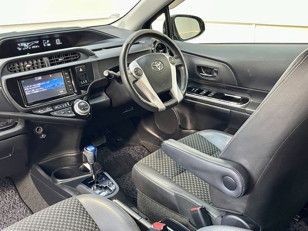 2015 Toyota Aqua Enterprise Hamilton, Te Rapa image 255681