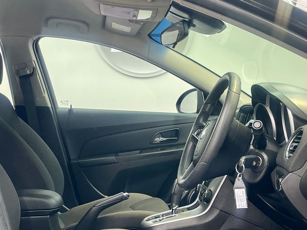 2017 Holden Cruze Enterprise Hamilton, Te Rapa image 260471