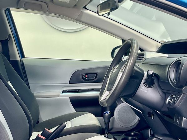 2012 Toyota Aqua Enterprise Hamilton, Te Rapa image 273702