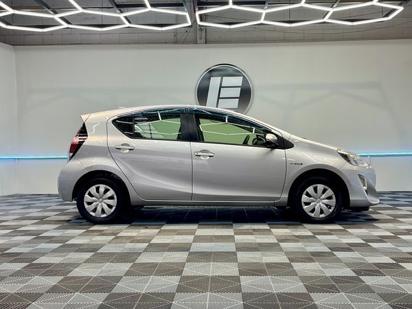 2017 Toyota Aqua Enterprise Hamilton, Te Rapa image 266592