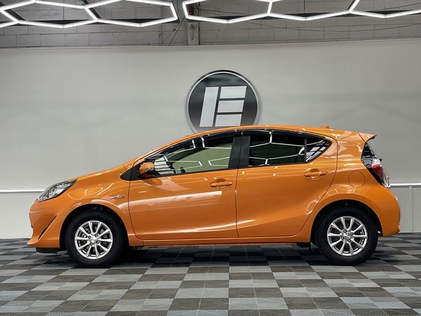 2017 Toyota Aqua Enterprise Hamilton, Te Rapa image 270273