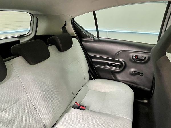 2020 Toyota Aqua Enterprise Hamilton, Te Rapa image 274288