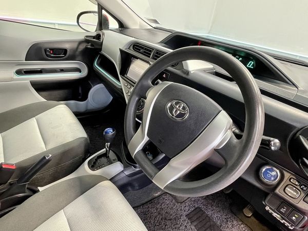 2012 Toyota Aqua Enterprise Hamilton, Te Rapa image 283437