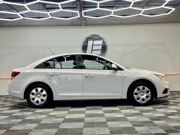 2012 Holden Cruze Enterprise Hamilton, Lake Rd image 287640