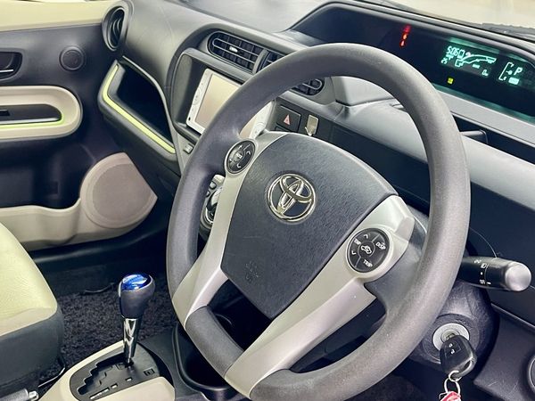 2013 Toyota Aqua Enterprise Hamilton, Te Rapa image 292914