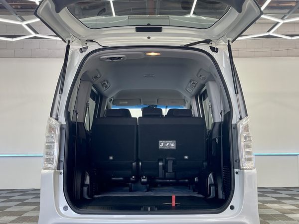 2012 Honda Step Wagon Enterprise Hamilton, Lake Rd image 294017