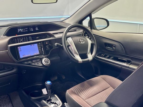 2015 Toyota Aqua Enterprise Hamilton, Te Rapa image 299368