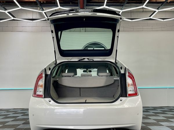 2013 Toyota Prius Enterprise Hamilton, Lake Rd image 310991