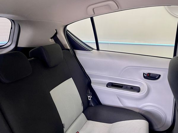 2013 Toyota Aqua Enterprise Hamilton, Te Rapa image 315249