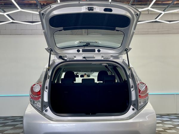 2013 Toyota Aqua Enterprise Hamilton, Te Rapa image 315250