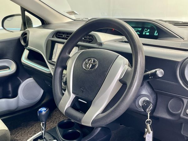 2013 Toyota Aqua Enterprise Hamilton, Te Rapa image 315254