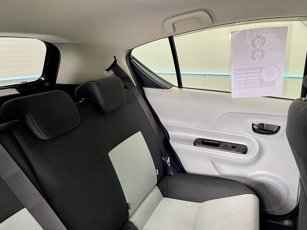 2012 Toyota Aqua Enterprise Hamilton, Te Rapa image 310885