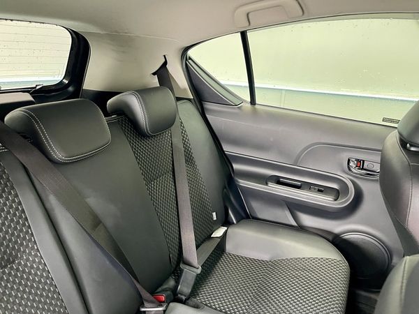 2018 Toyota Aqua Enterprise Hamilton, Te Rapa image 304875