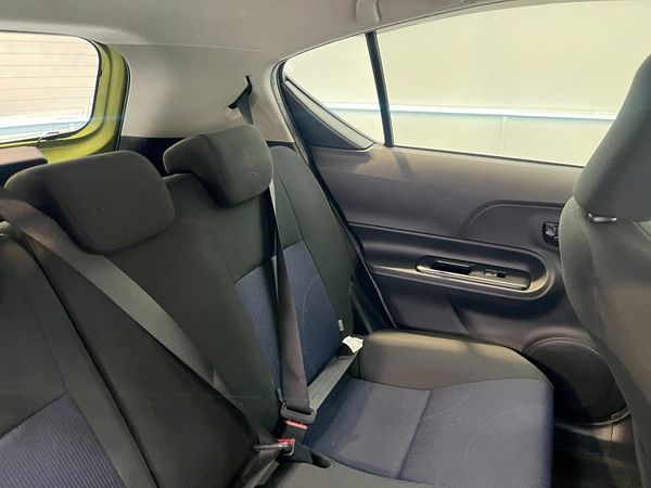 2015 Toyota Aqua Enterprise Hamilton, Te Rapa image 306290