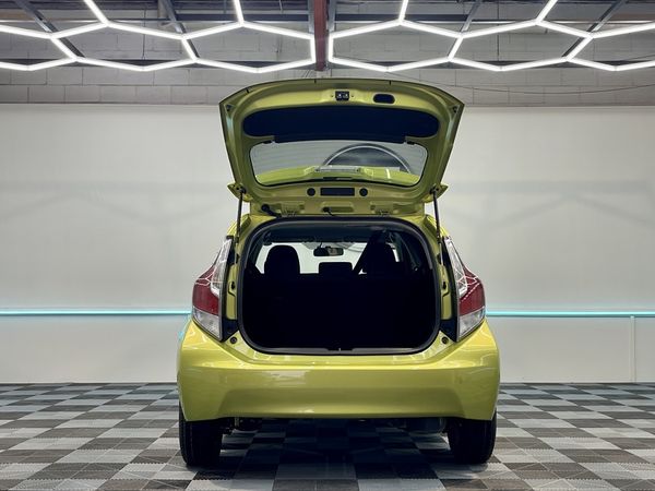 2015 Toyota Aqua Enterprise Hamilton, Te Rapa image 306291