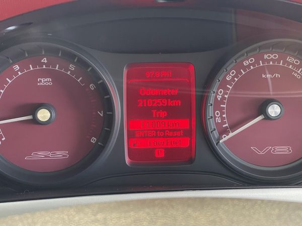 2010 Holden Commodore Enterprise Hamilton, Te Rapa image 316022