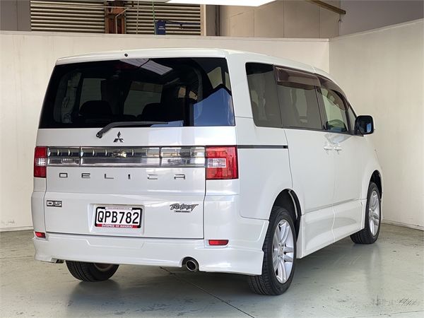 2007 Mitsubishi Delica Enterprise Manukau image 30732