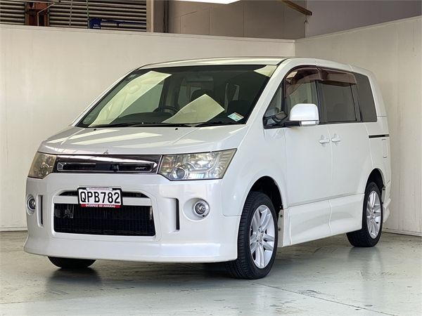 2007 Mitsubishi Delica Enterprise Manukau image 30738