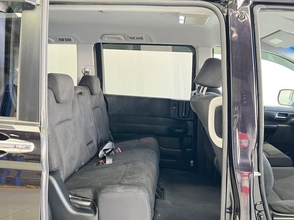 2012 Honda Step Wagon Enterprise Manukau image 227052
