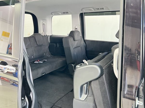 2012 Honda Step Wagon Enterprise Manukau image 227053
