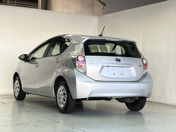 2014 Toyota Aqua Enterprise Manukau image 229151