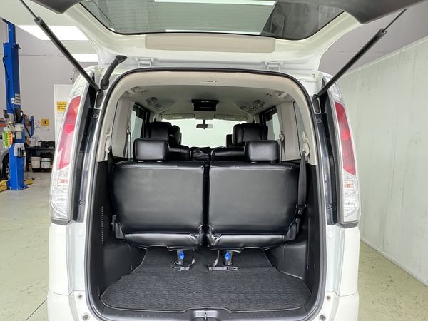 2012 Nissan Serena Enterprise Manukau image 234481