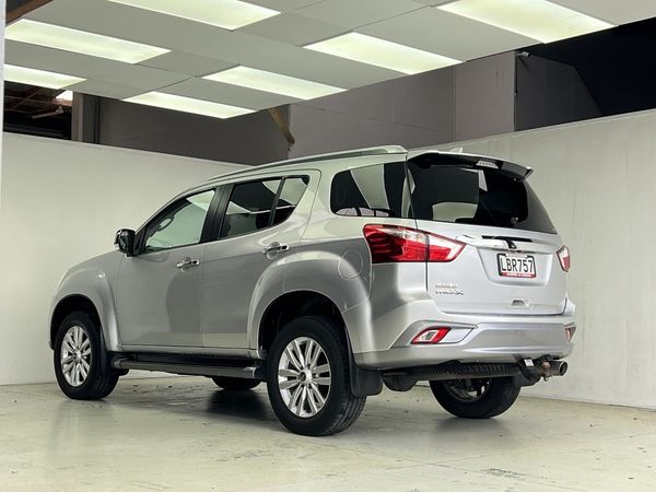 2017 Isuzu MU-X Enterprise Manukau image 236885