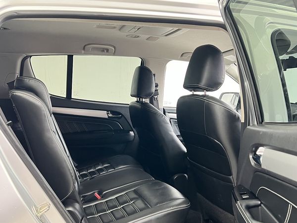 2017 Isuzu MU-X Enterprise Manukau image 236892