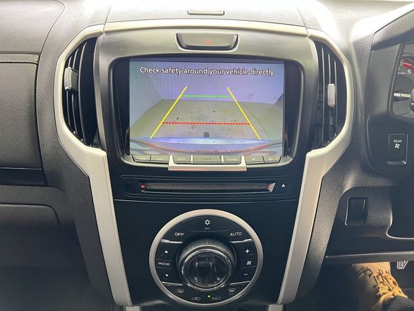 2017 Isuzu MU-X Enterprise Manukau image 236896
