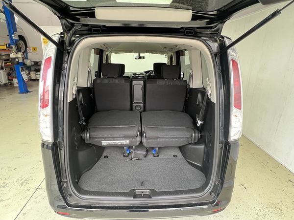 2012 Nissan Serena Enterprise Manukau image 261698