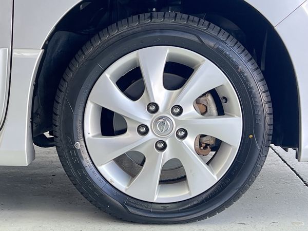 2012 Nissan Serena Enterprise Manukau image 250230