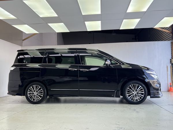2014 Nissan Elgrand Enterprise Manukau image 250356