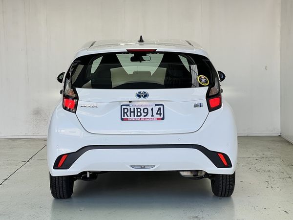 2022 Toyota Aqua Enterprise Manukau image 250381