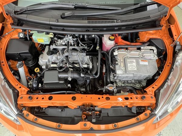 2015 Toyota Aqua Enterprise Manukau image 250279