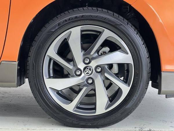 2015 Toyota Aqua Enterprise Manukau image 250280