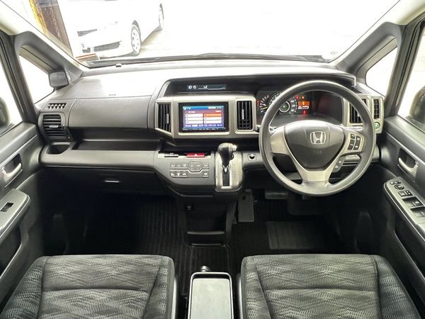 2012 Honda Step Wagon Enterprise Manukau image 252017