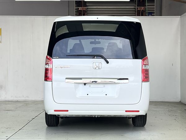 2012 Honda Step Wagon Enterprise Manukau image 252734