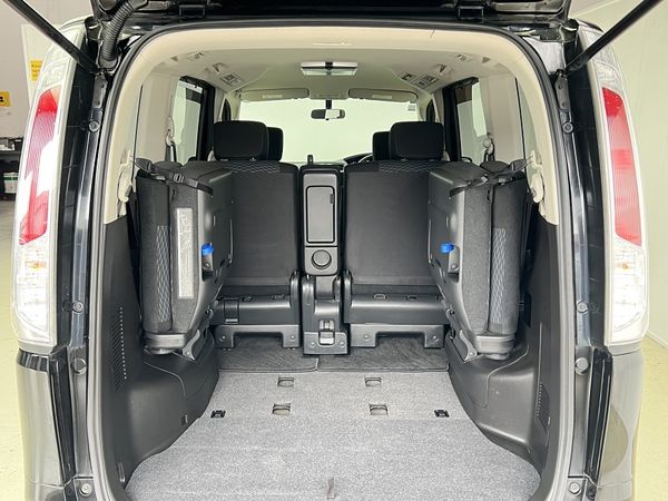 2012 Nissan Serena Enterprise Manukau image 264953