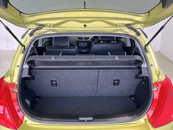 2015 Suzuki Swift Enterprise Manukau image 265000