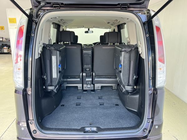 2012 Nissan Serena Enterprise Manukau image 281826