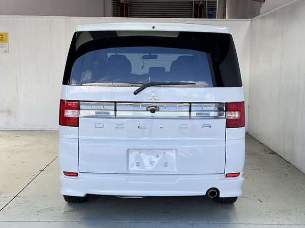 2014 Mitsubishi Delica Enterprise Manukau image 297900