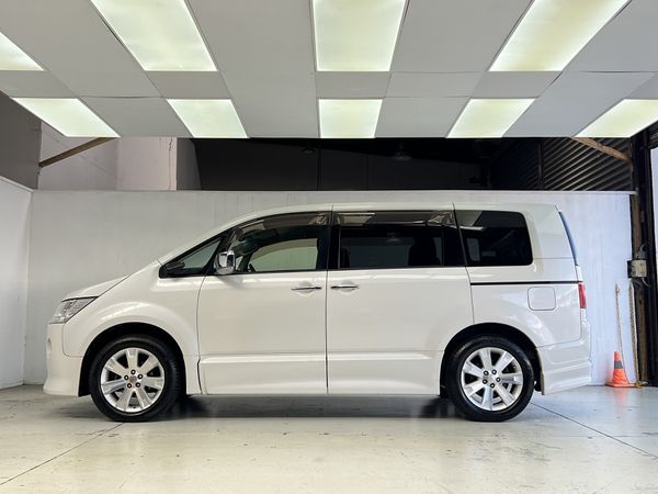 2014 Mitsubishi Delica Enterprise Manukau image 297902